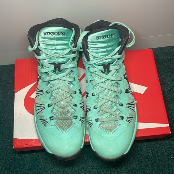 Nike Hyperdunks 2013 - Picture 2 of 7